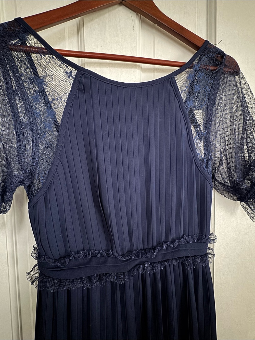 NWT Elegant Navy Maxi Dress with Sheer Puff Sleeves - Picture 4 of 6